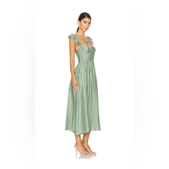 New ASTR Wedelia Midi Dress Sage Green - Picture 5 of 8
